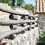 Stone House Bura *