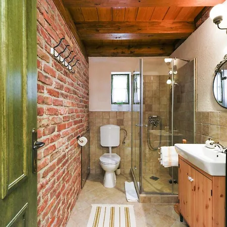 Ferienhaus Stone House Bura *