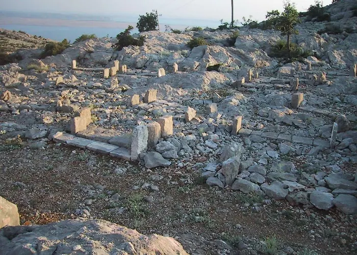 Stone House Bura Holiday home *