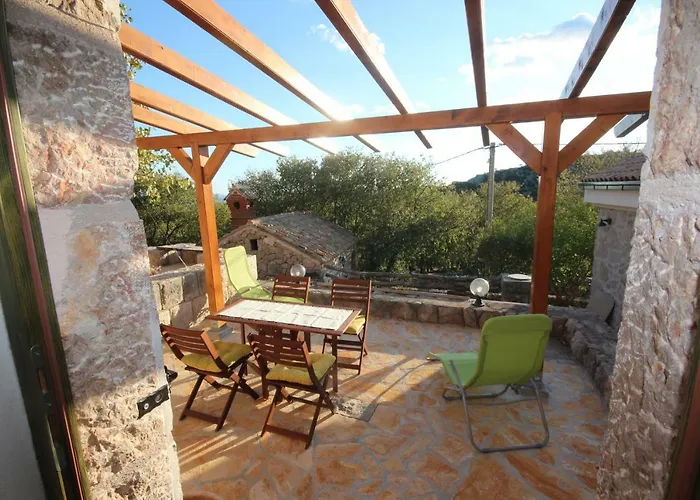 Stone House Bura